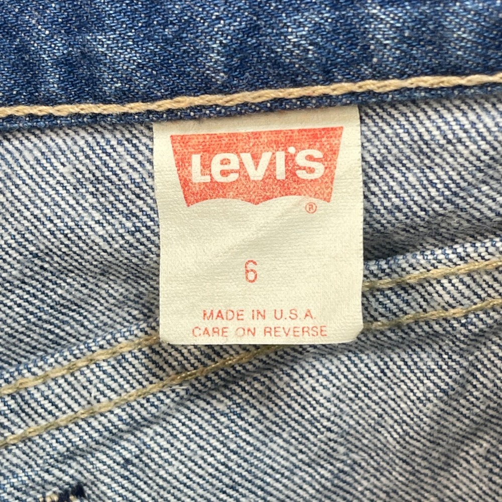 Vintage‎ Levi's Women's 22x27 Jeans USA Made High Rise Straight Denim 90s - Picture 3 of 10